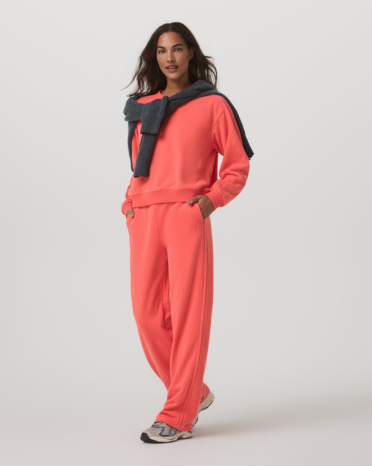 Sedona Seams Crew Women's Bright Coral Sweatshirt - Vuori