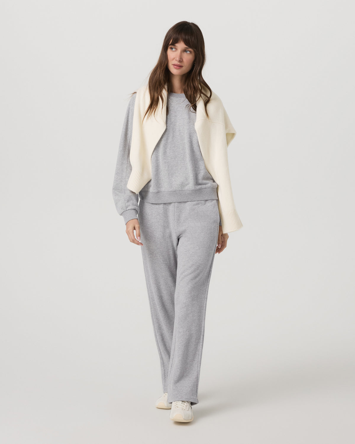 Sedona Seams Crew Women's Light Heather Grey Sweatshirt - Vuori