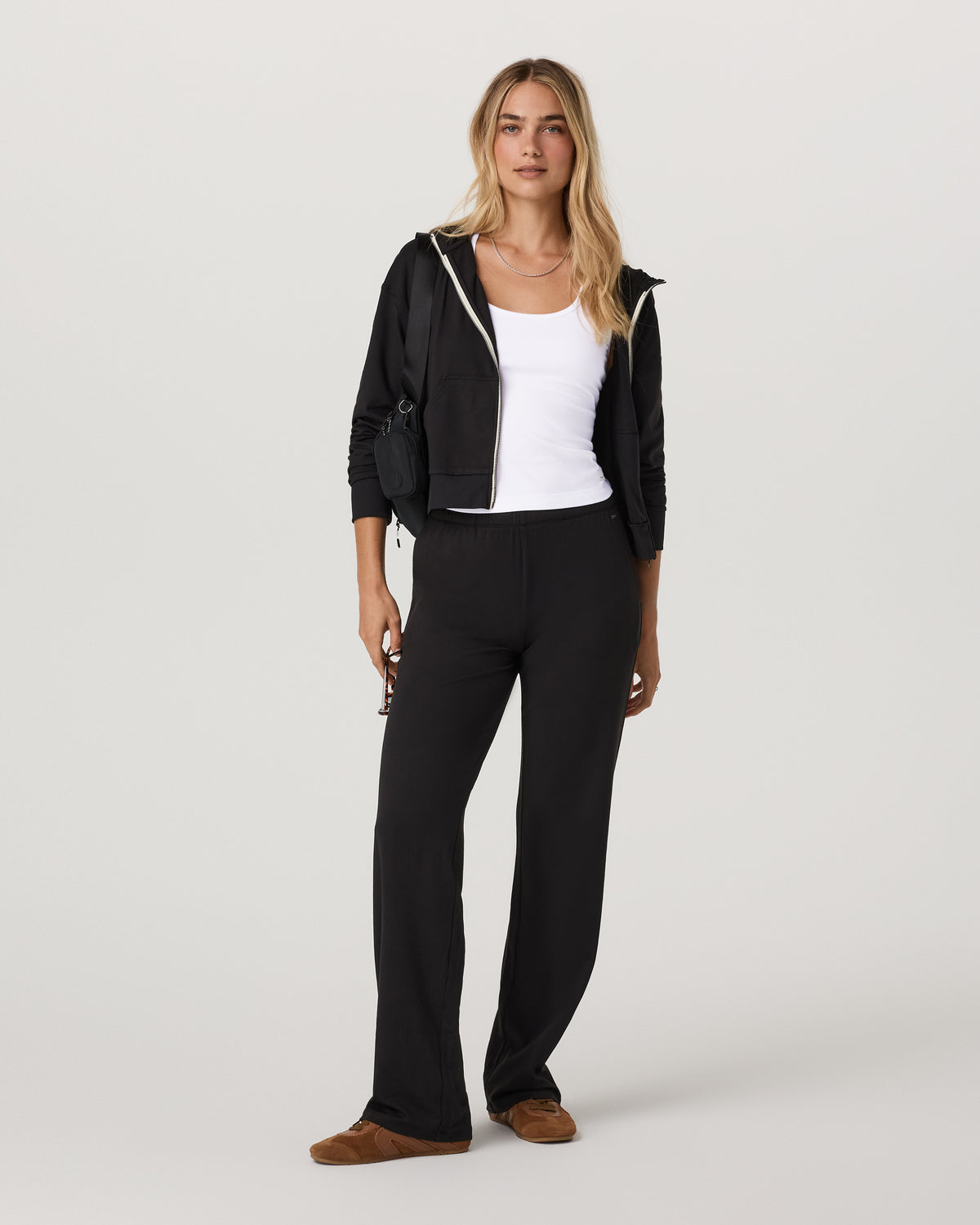 Halo Straight Leg - Long Women's Solid Black Pants - Vuori