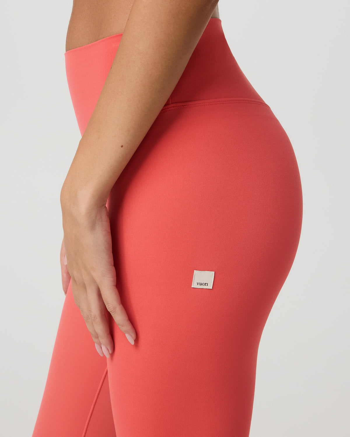 Vuori AllTheForm™ Legging - Short Women's Bright Coral Leggings - Vuori
