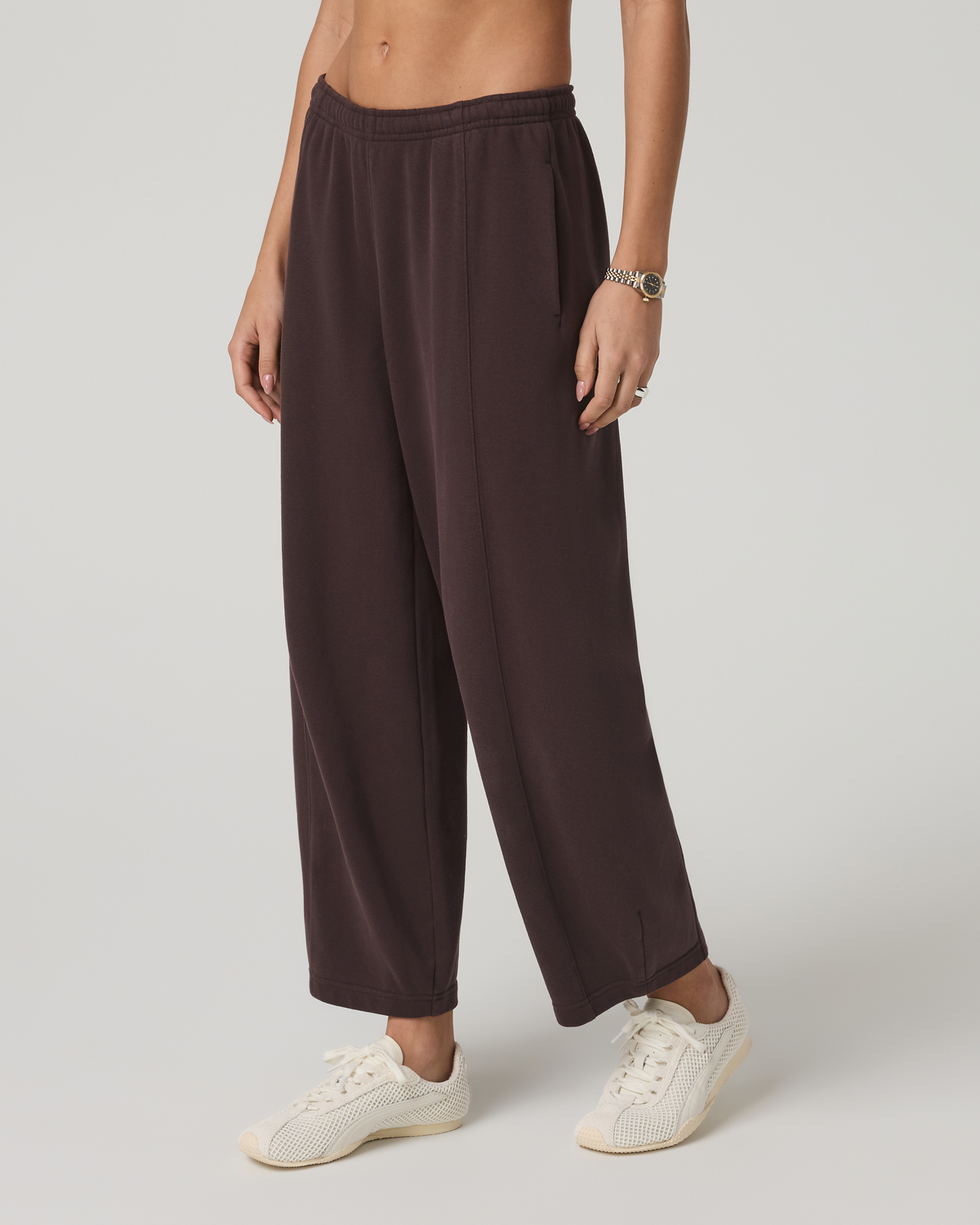 Sedona Barrel Sweatpant Women's French Roast Sweatpants - Vuori