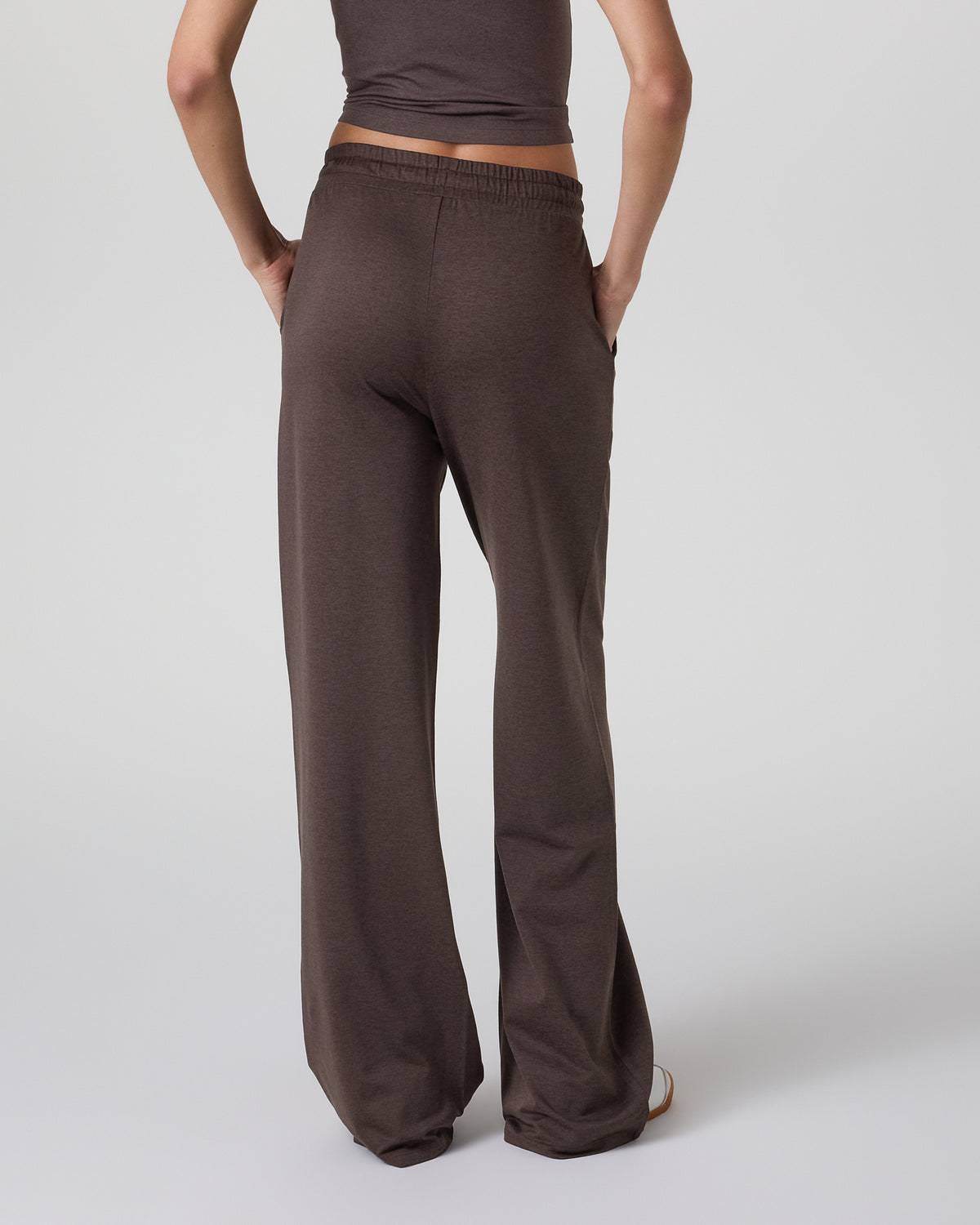 Halo Essential Wideleg Pant - Short Java Heather - Vuori