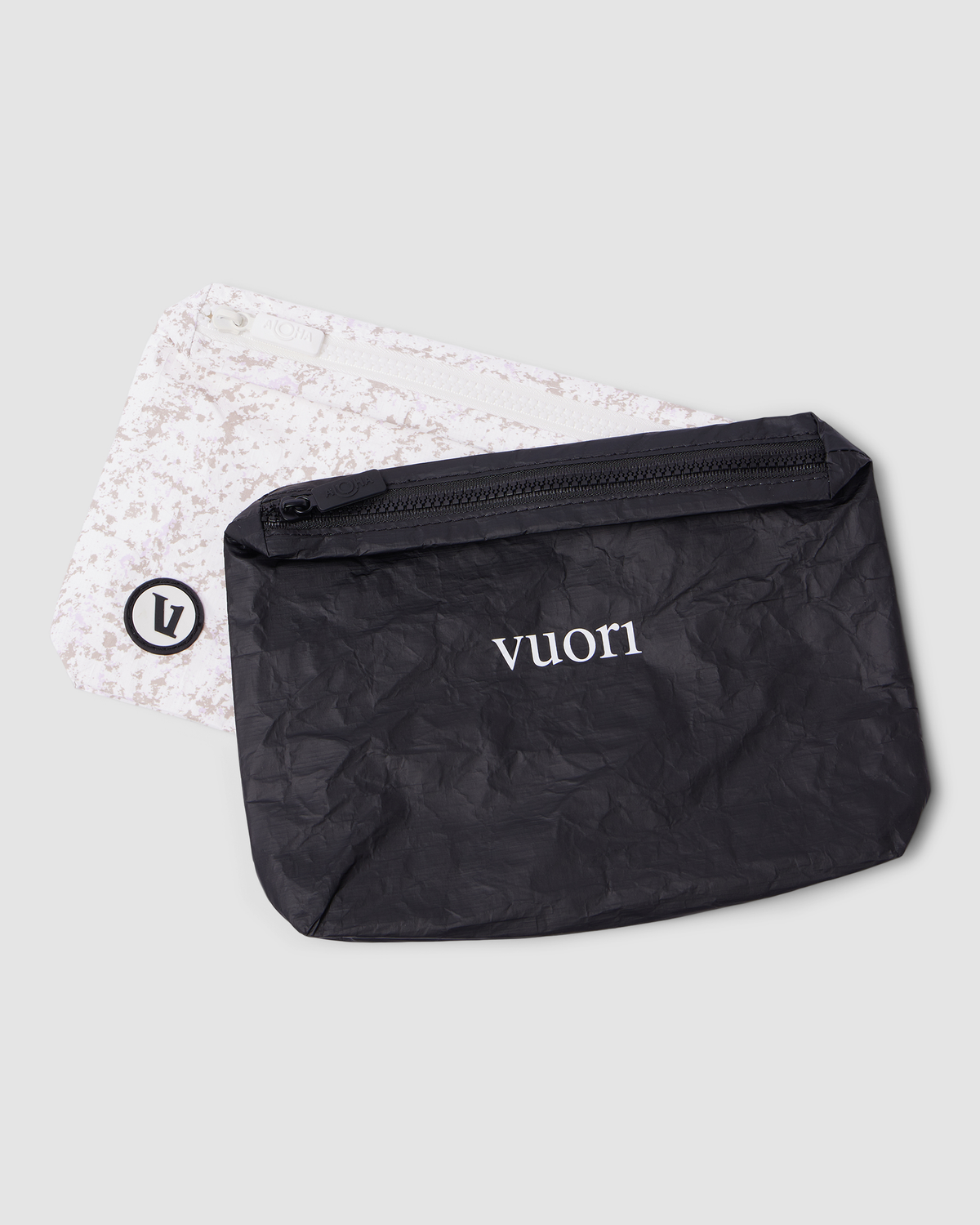 Aloha Small Pouch Black Splash Proof Bag - Vuori