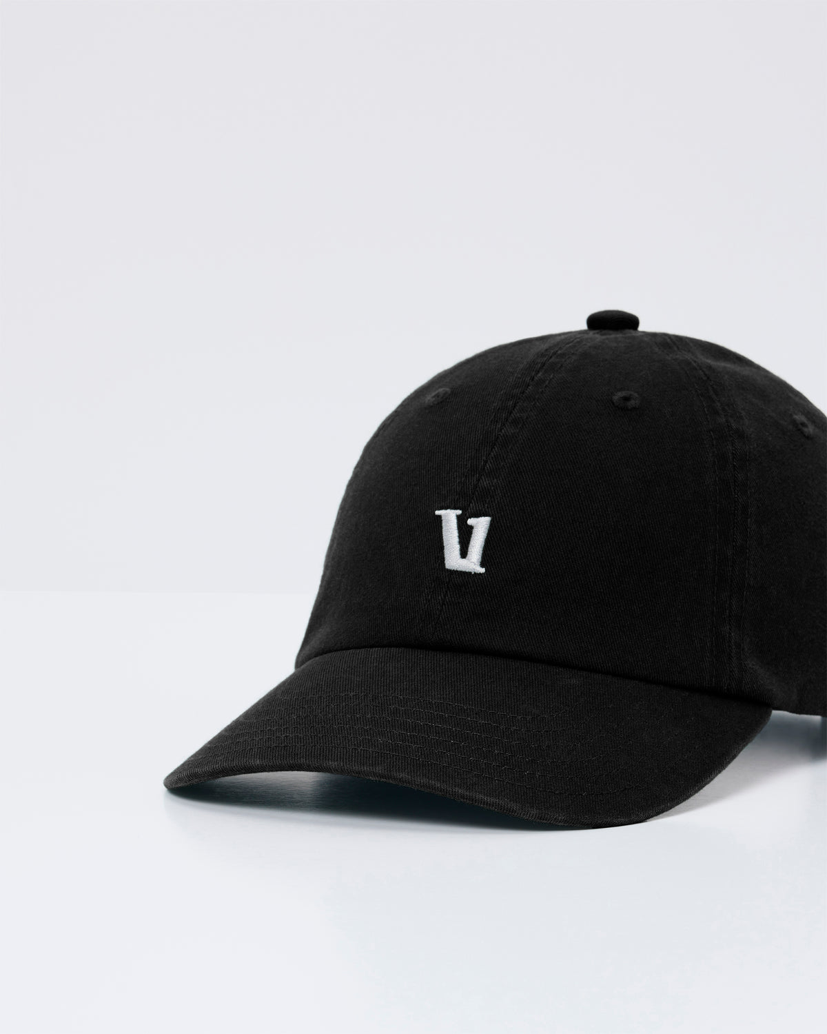 Vuori Dad Hat Classic Black All-Cotton Dad Cap - Vuori