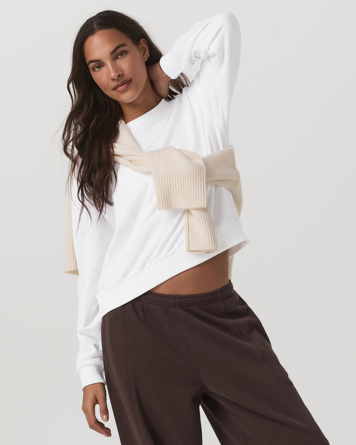 Sedona Seams Crew Women's White Fleece Sweatshirt - Vuori