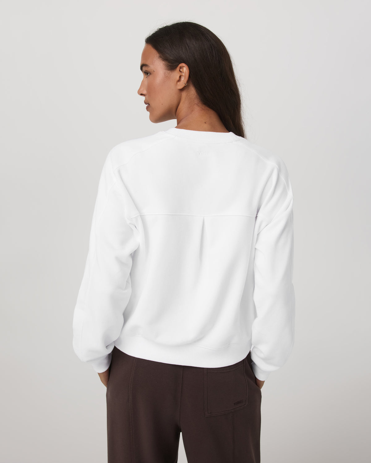 Sedona Seams Crew Women's White Fleece Sweatshirt - Vuori