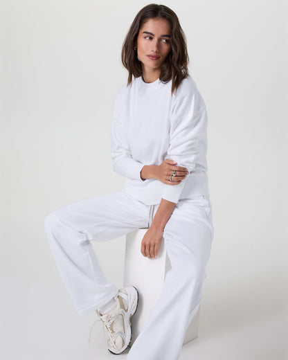 Sedona Weekender Crew Women's White Pullover - Vuori
