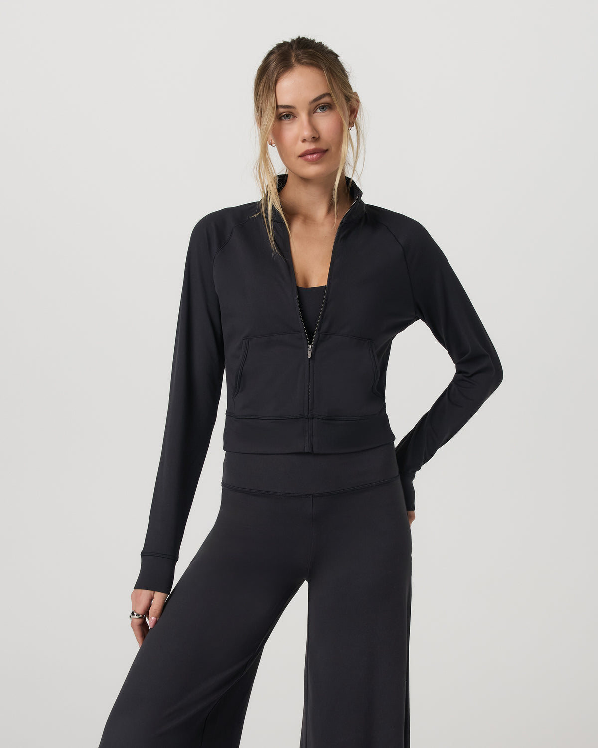 Halo Mini Track Jacket Women's Solid Black Cropped Zip-Up - Vuori