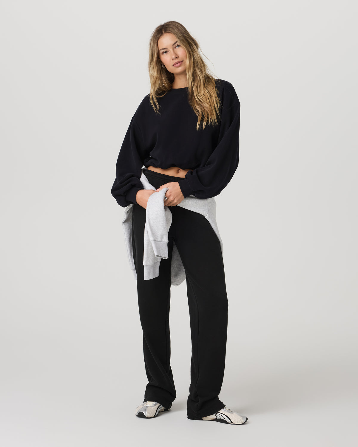 Sedona Bubble Crew Women's Black Pullover Crewneck - Vuori