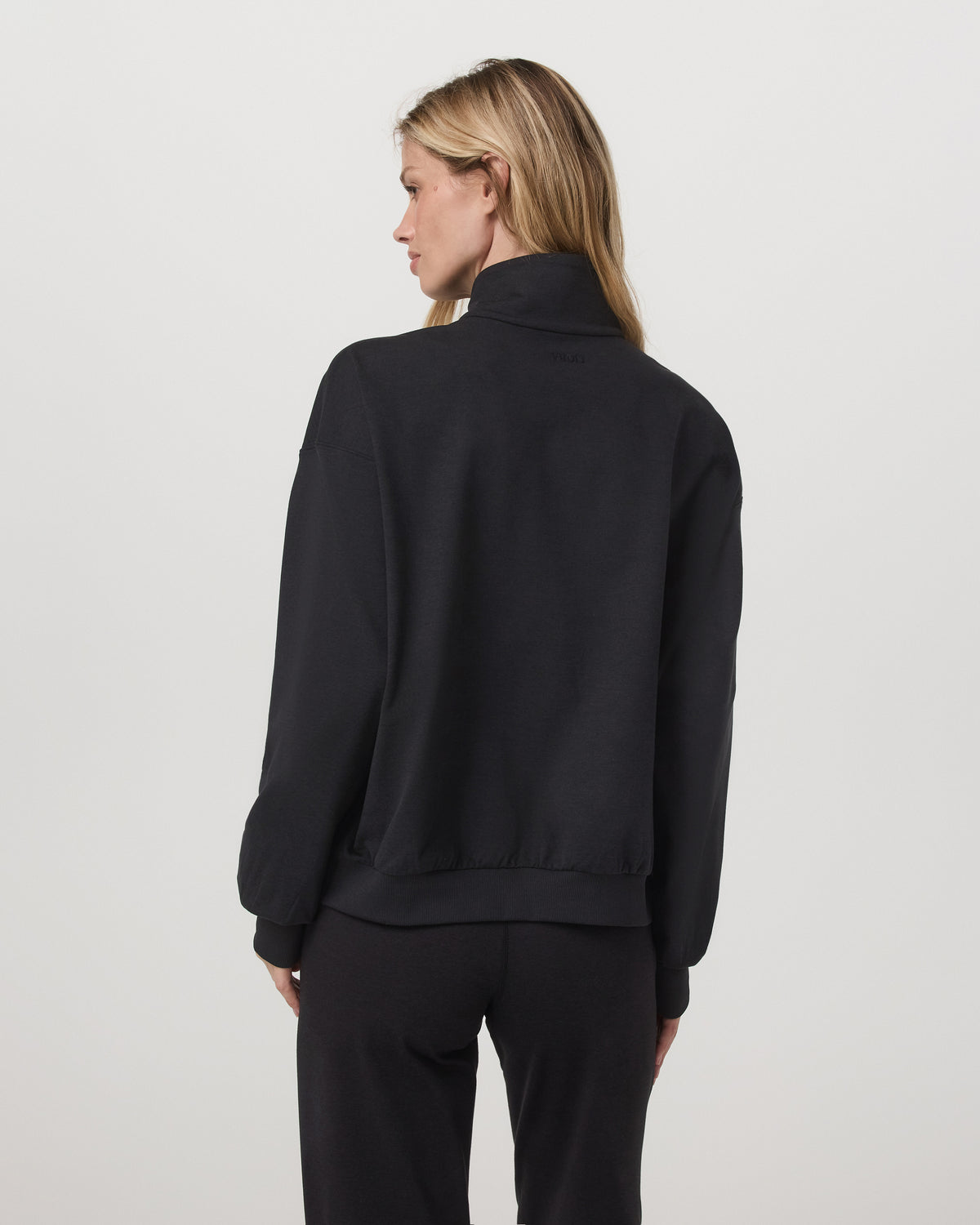 Granite Half Zip Black Heather Pullover Sweatshirt - Vuori