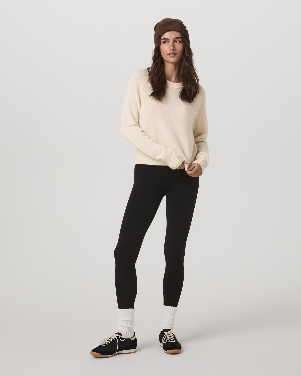 Émilie Cashmere Crew Women's Porcelain Pullover - Vuori