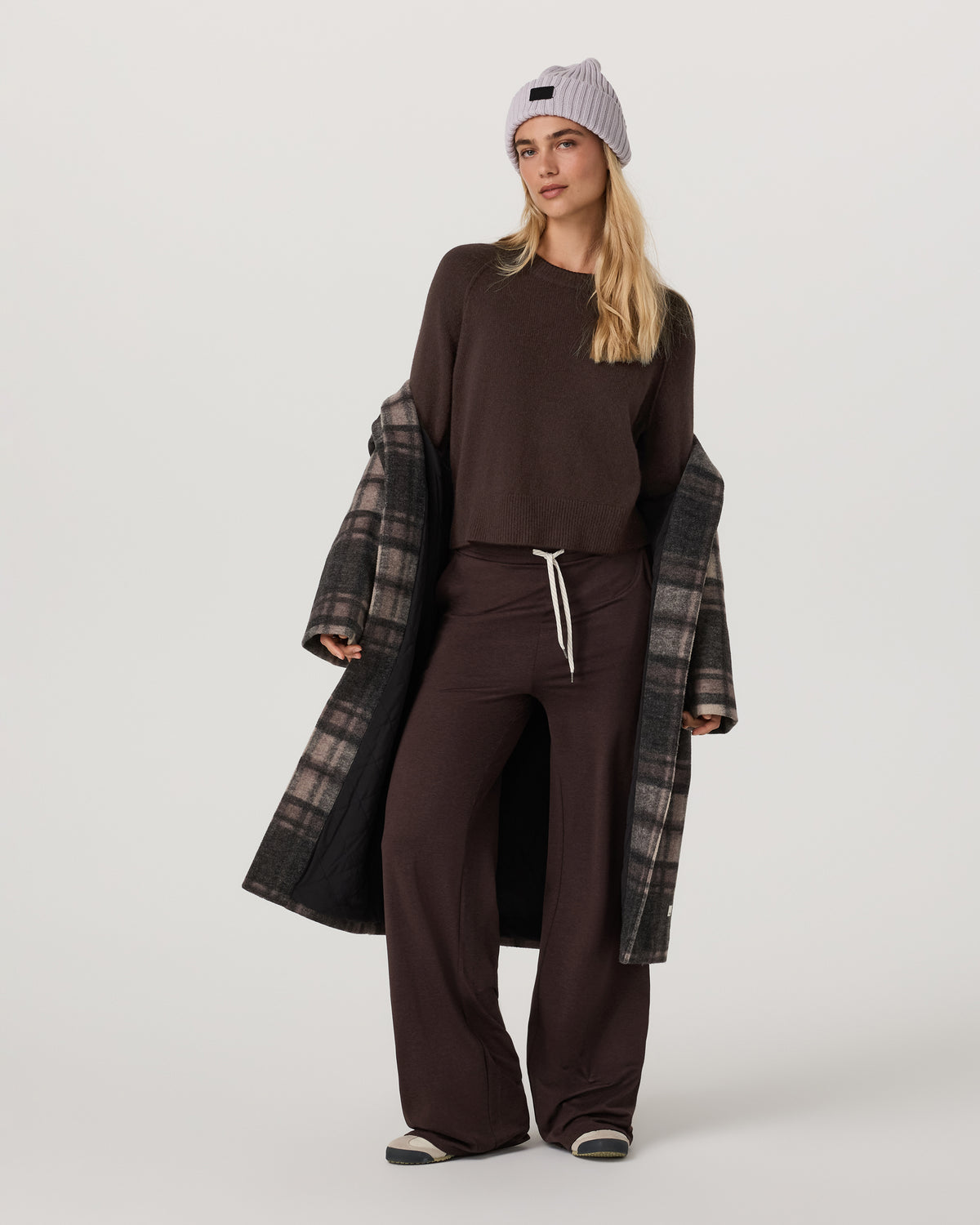 Émilie Cashmere Crew Women's Java Pullover - Vuori