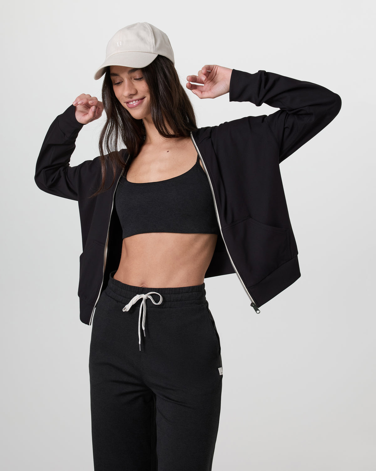 Halo Modern Full Zip Hoodie Solid Black - Vuori