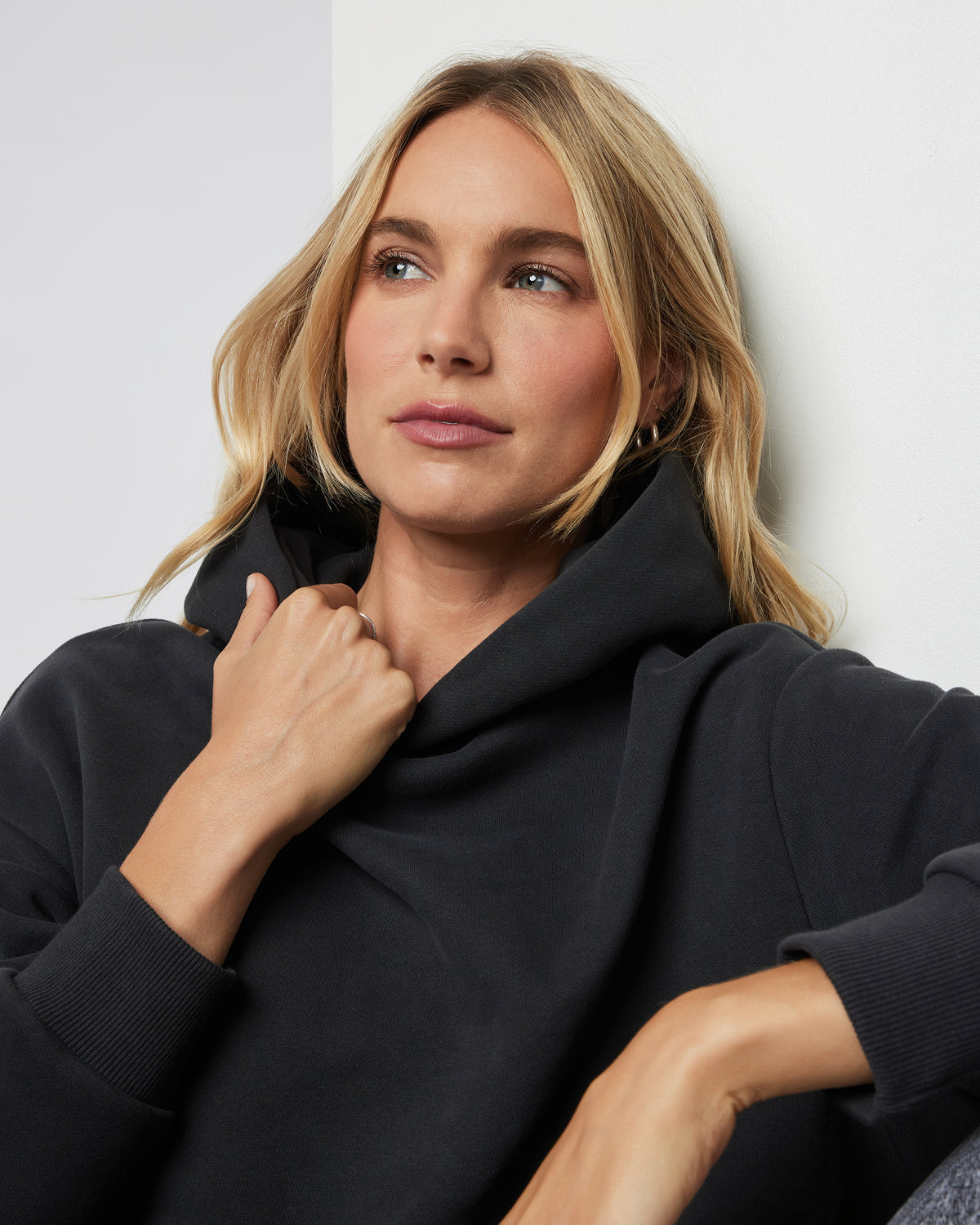 Restore Oversized Hoodie Washed Black - Vuori