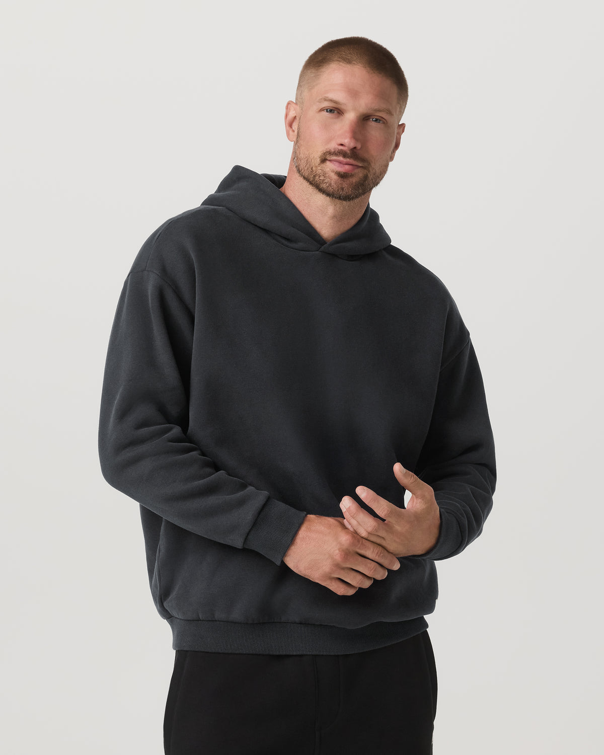 Restore Oversized Hoodie Washed Black - Vuori