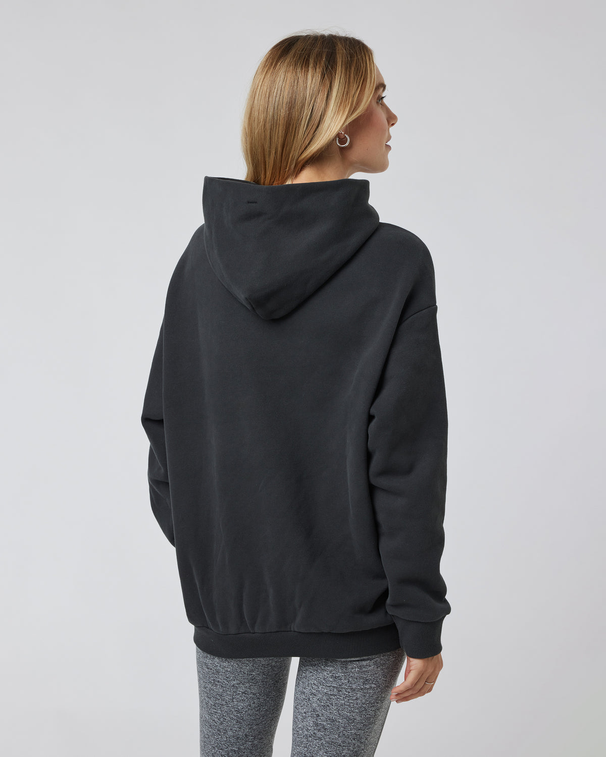 Restore Oversized Hoodie Washed Black - Vuori