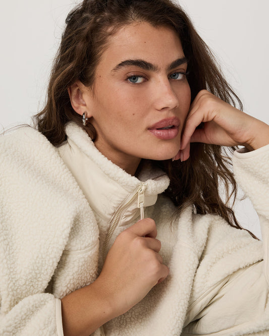 Alpine Jacket Women's Cozy Fleece Jacket in Bone - Vuori
