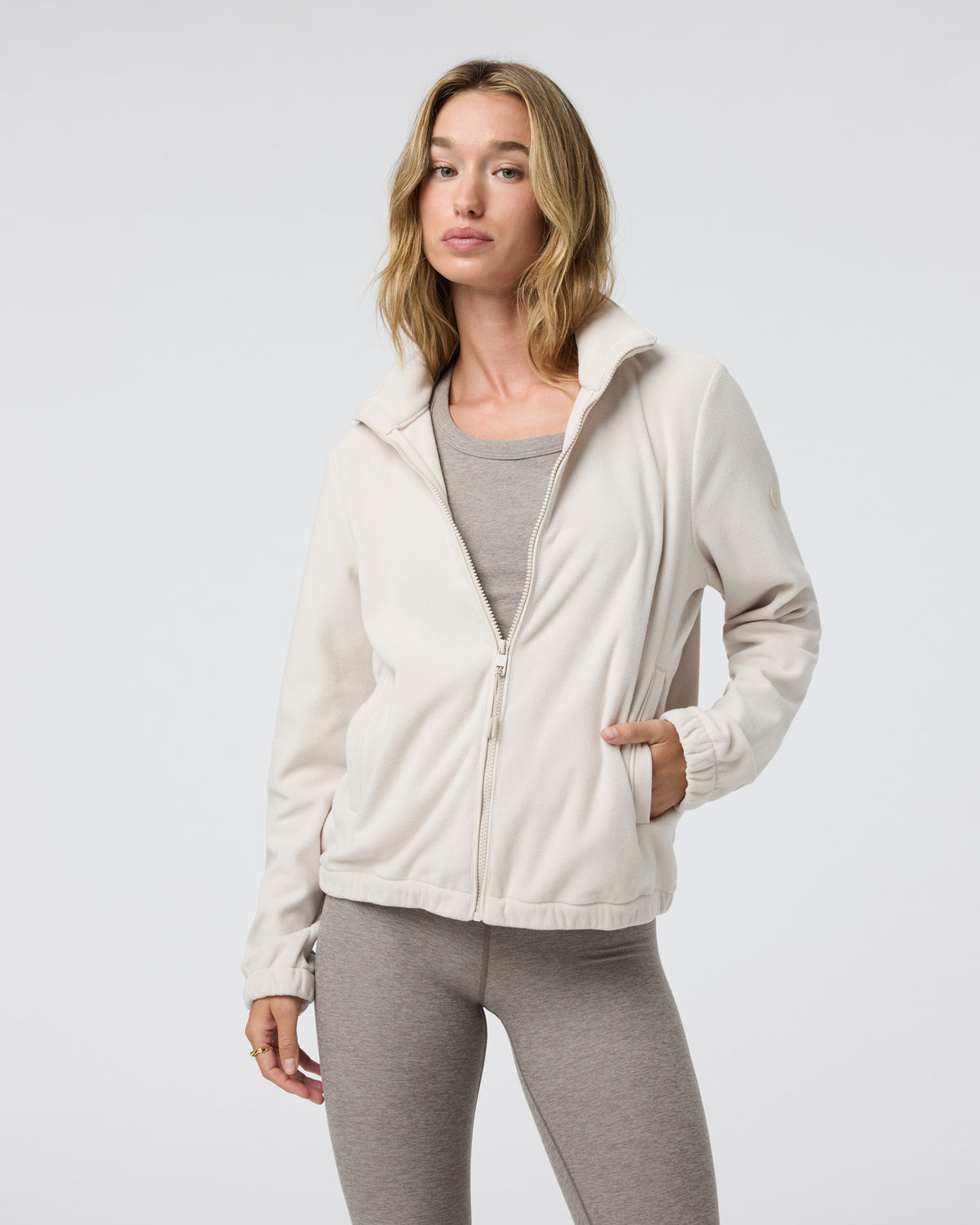 Women's Aspen Full Zip Dune Fleece Pullover - Vuori