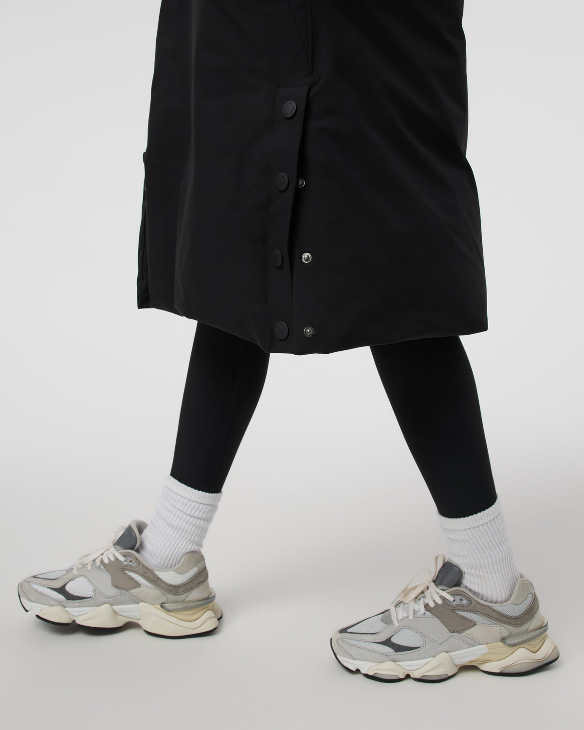 Icelandic Anorak Women's Black Waterproof Jacket - Vuori