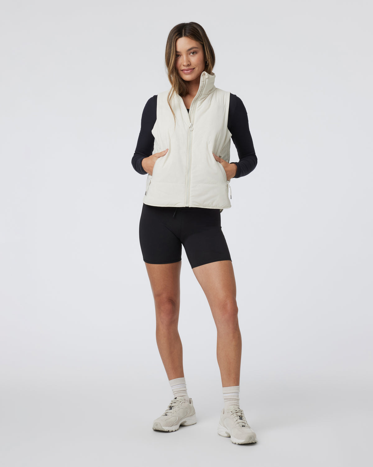 Canyon Insulated Vest Bone Lightweight Vest - Vuori