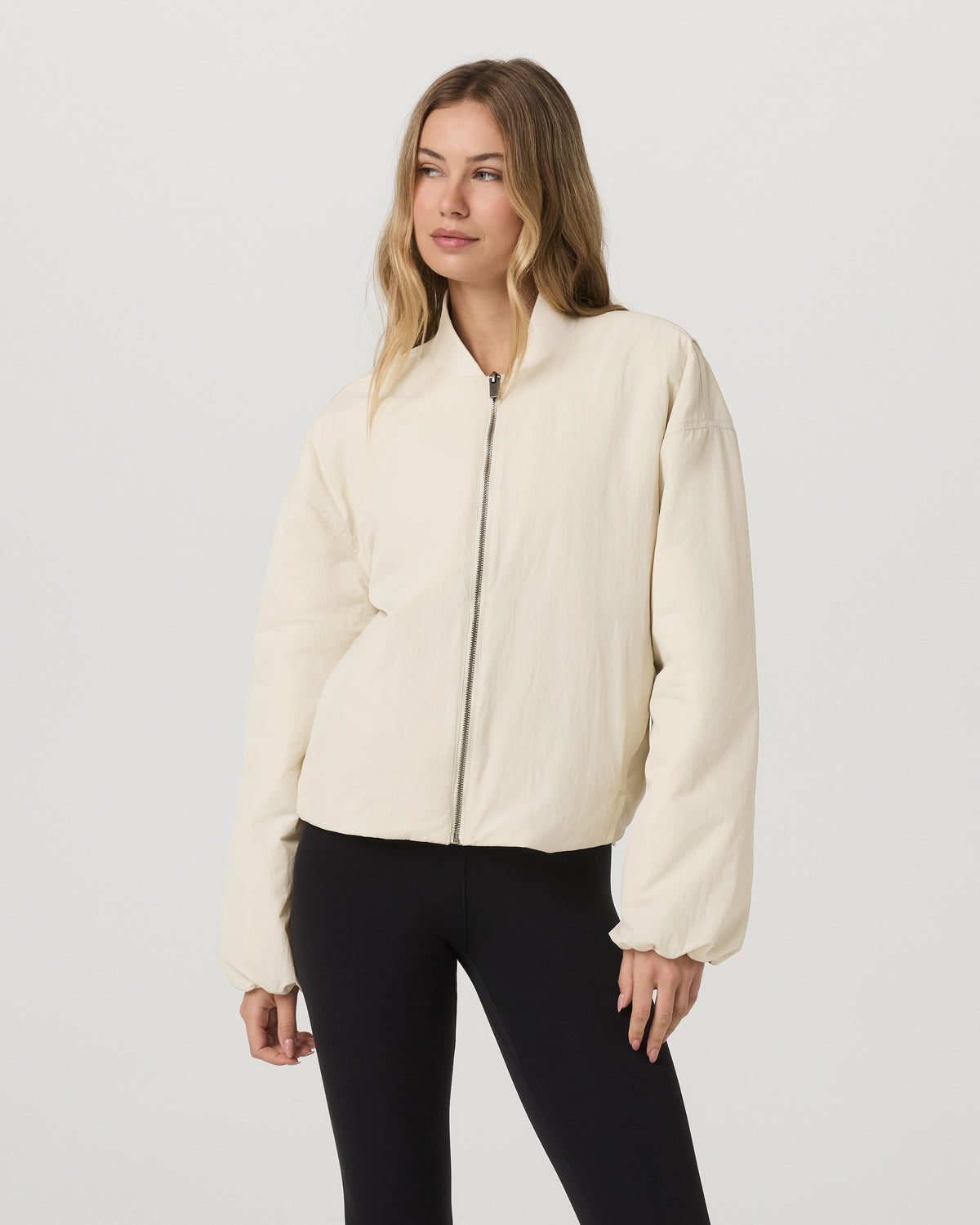 Lund Insulated Jacket Women's Bone Oversized Jacket - Vuori