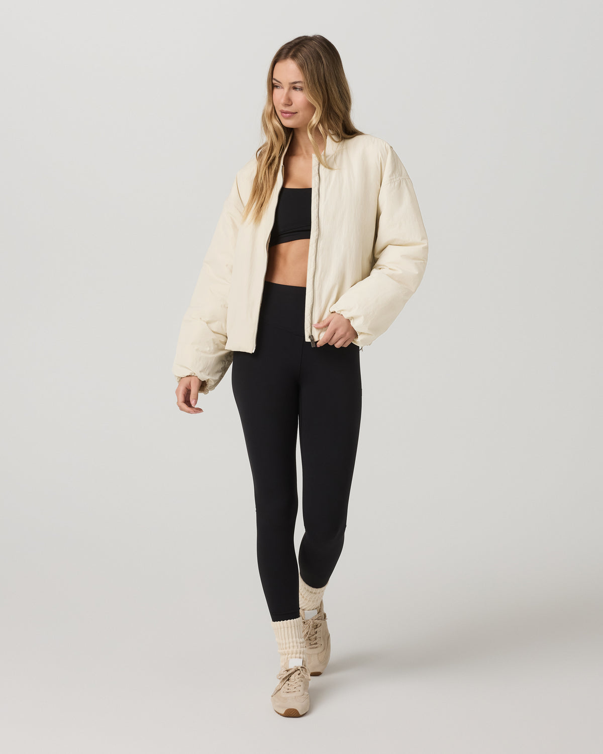 Lund Insulated Jacket Women's Bone Oversized Jacket - Vuori