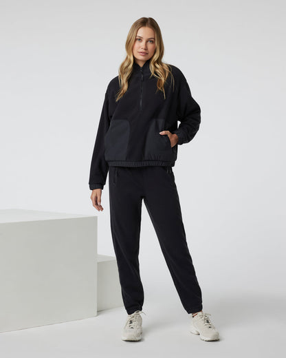 Women's Aspen Half Zip Black Fleece Pullover - Vuori
