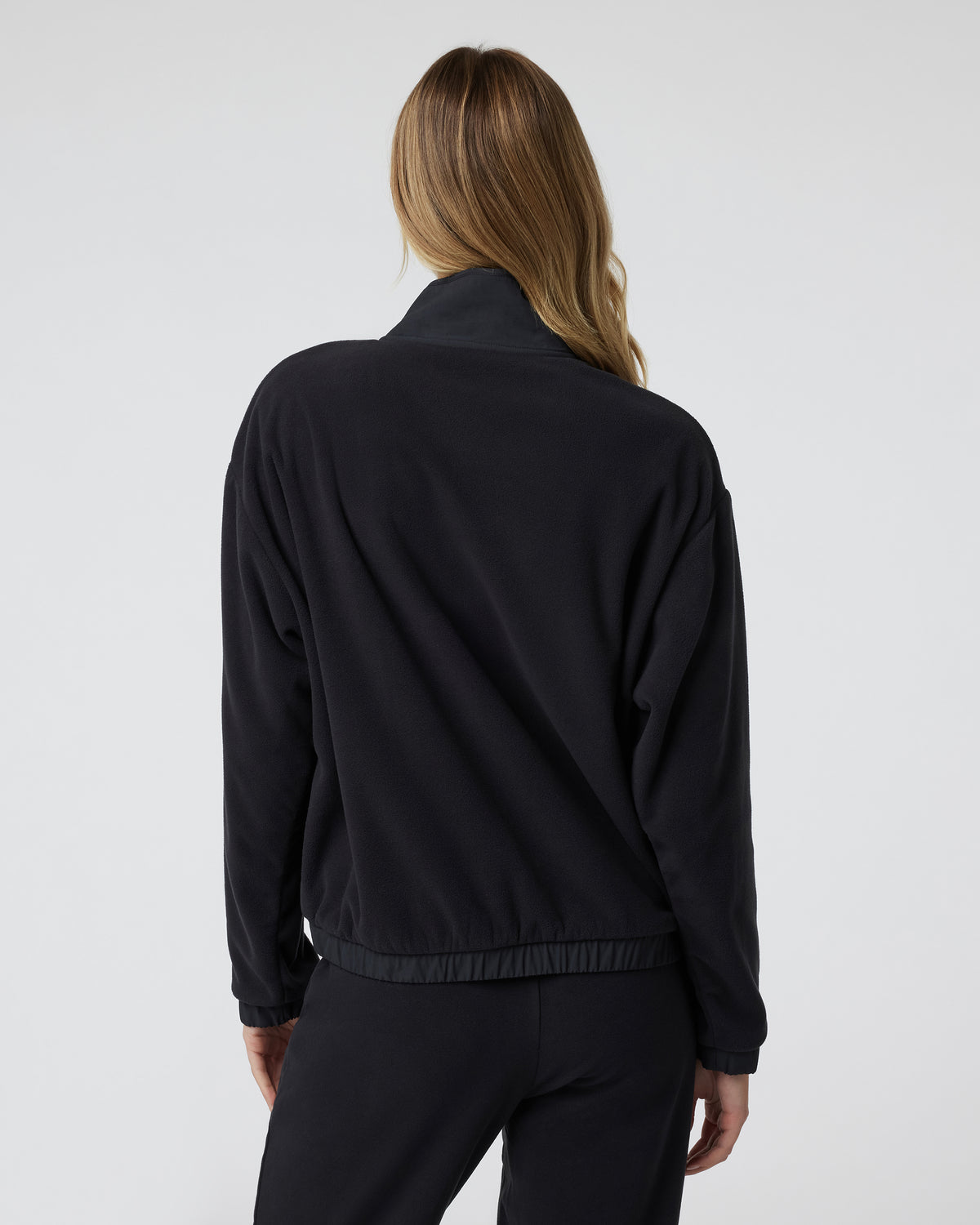 Women's Aspen Half Zip Black Fleece Pullover - Vuori