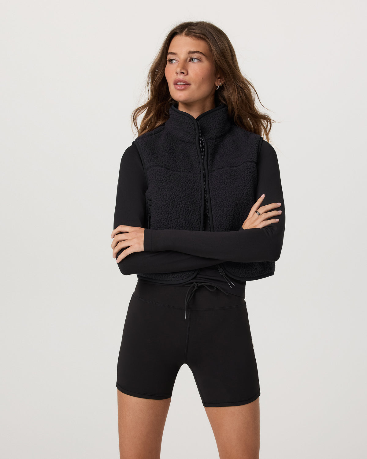 Alpine Vest Women's Black Fleece Vest - Vuori