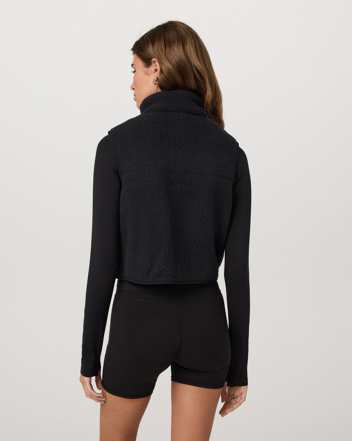 Alpine Vest Women's Black Fleece Vest - Vuori