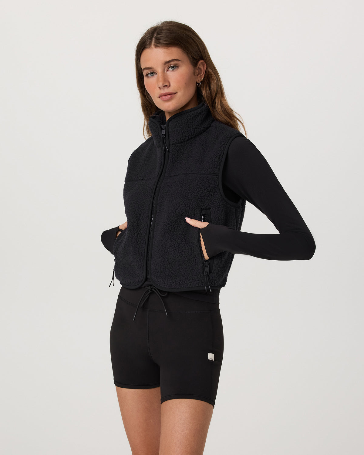 Alpine Vest Women's Black Fleece Vest - Vuori