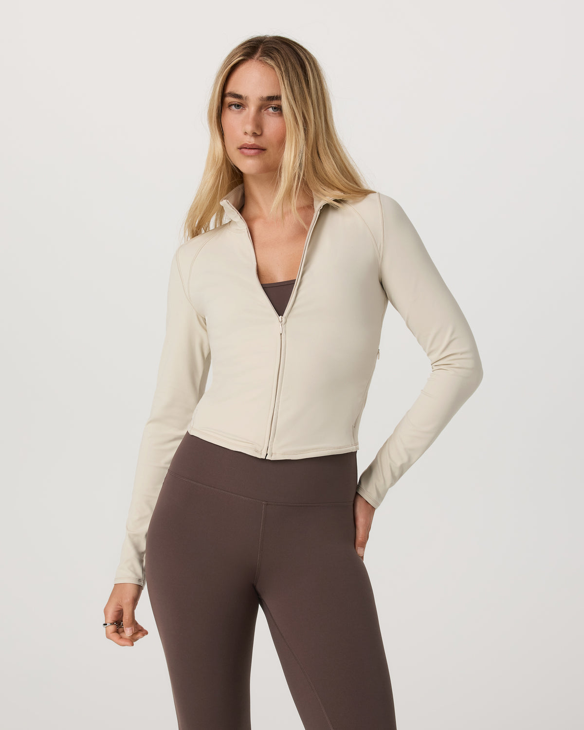 Vuori AllTheFeels™ Full Zip Women's Bone Fitness Jacket - Vuori