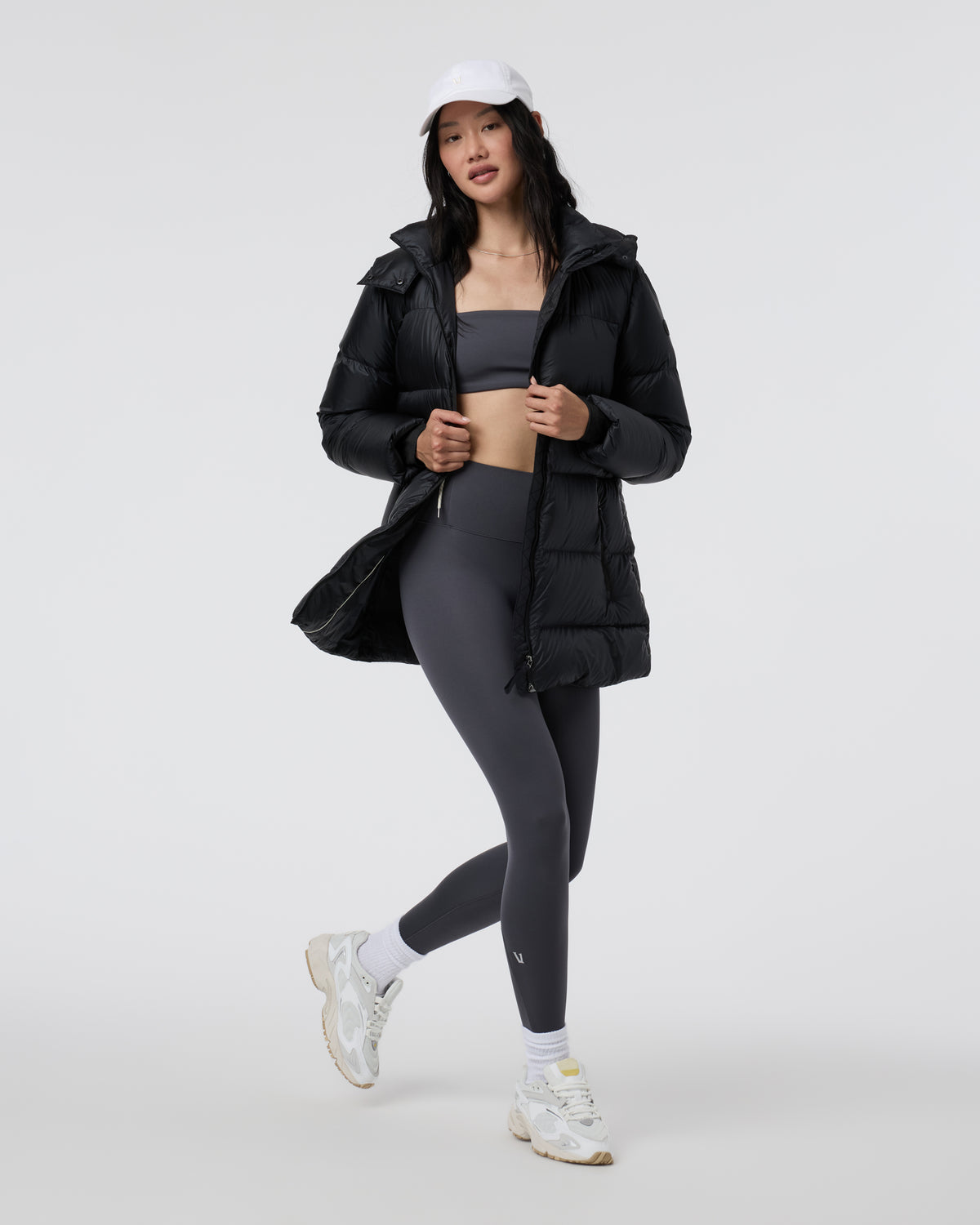 Vail Long Down Jacket Women's Black Jacket - Vuori