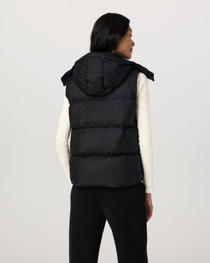 Alta Down Vest Women's Black Sleeveless Vest - Vuori