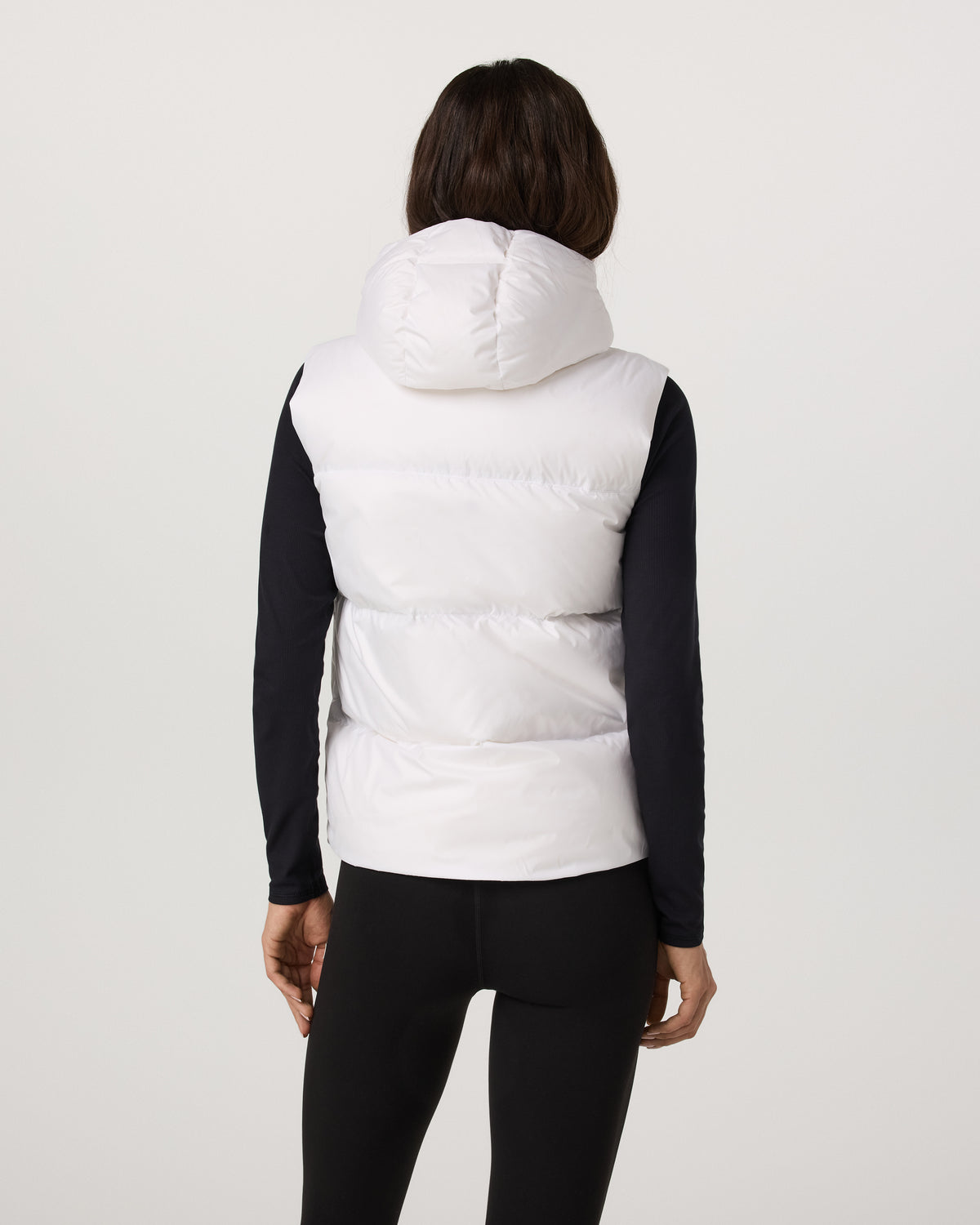 Alta Down Vest Women's White Sleeveless Vest - Vuori