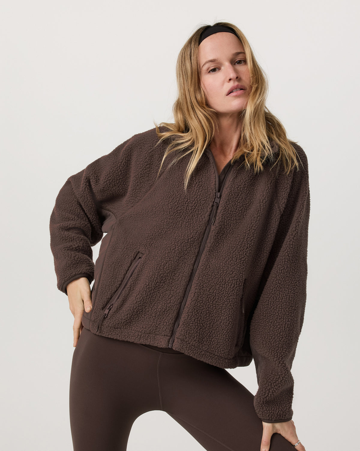 Alpine Jacket Women's Cozy Fleece Jacket in Java - Vuori