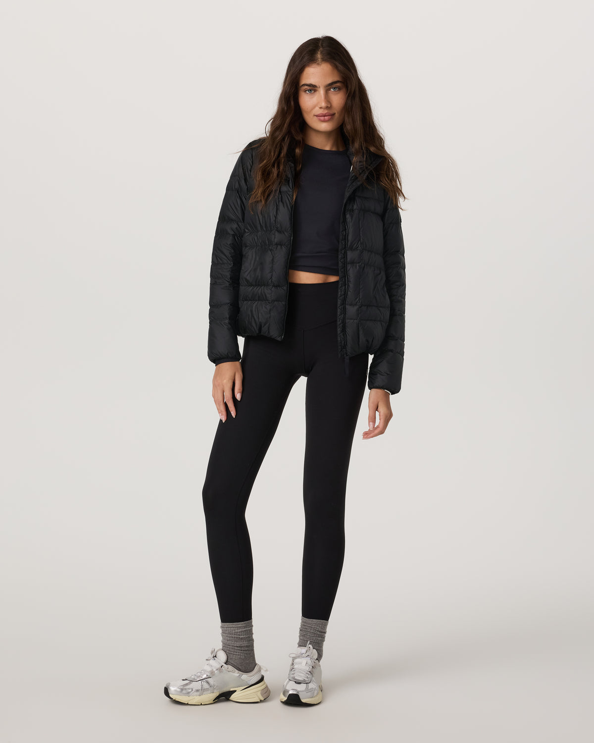 Women's Coordinate Packable Down Jacket Black Zip Up - Vuori