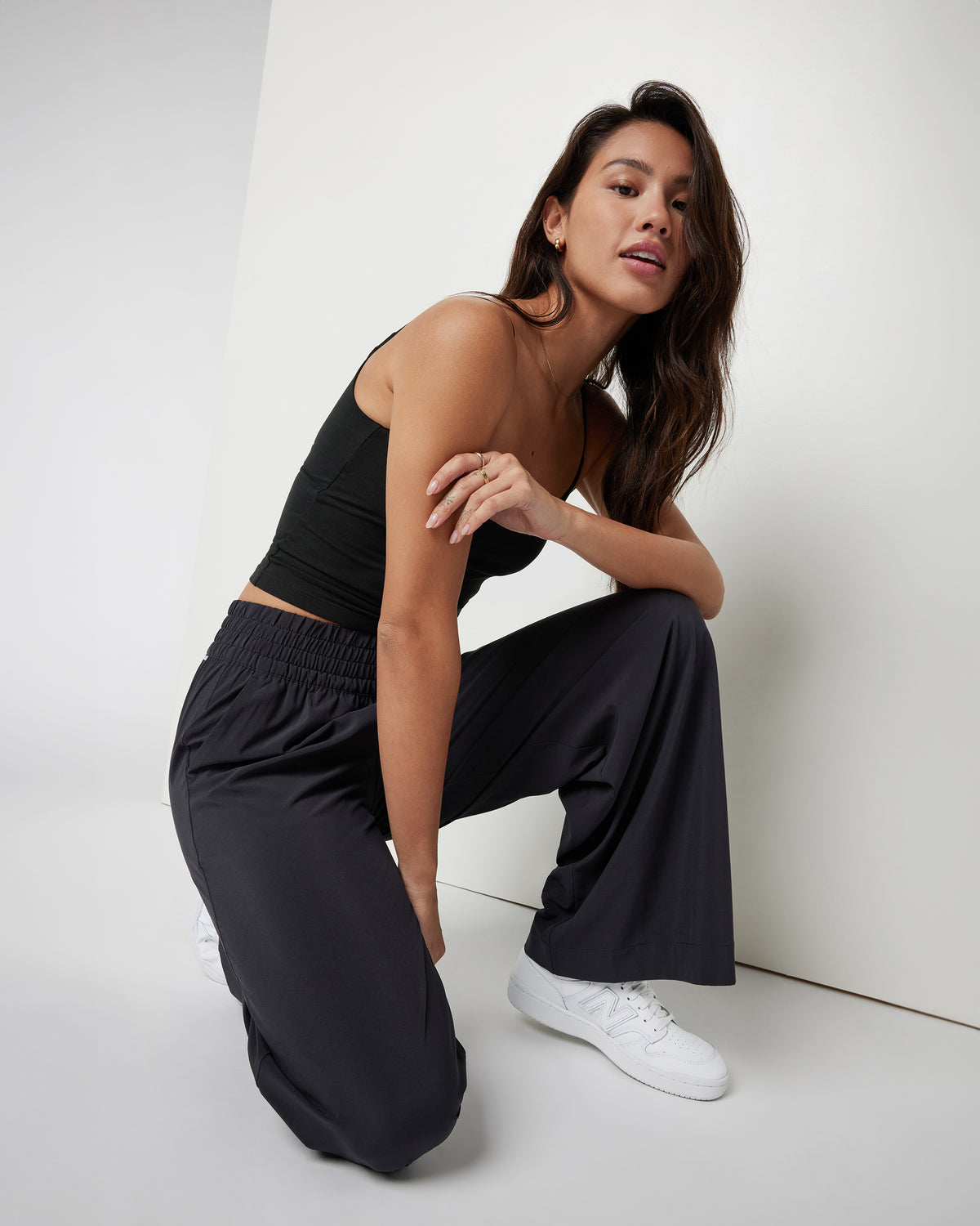 Villa Wideleg - Short Black Wide Leg Pants - Vuori
