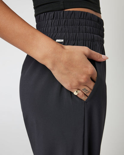 Villa Wideleg - Short Black Wide Leg Pants - Vuori