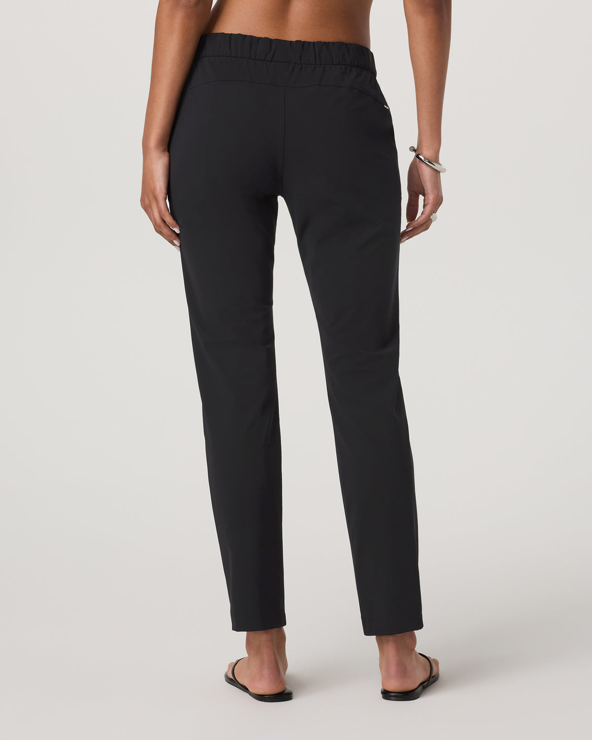 Miles Ankle Pant Black - Vuori