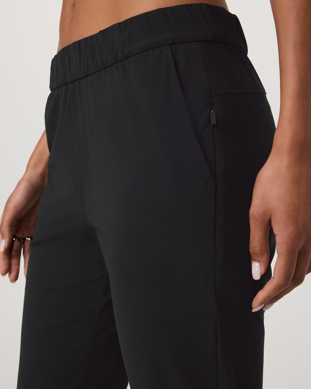 Miles Ankle Pant Black - Vuori