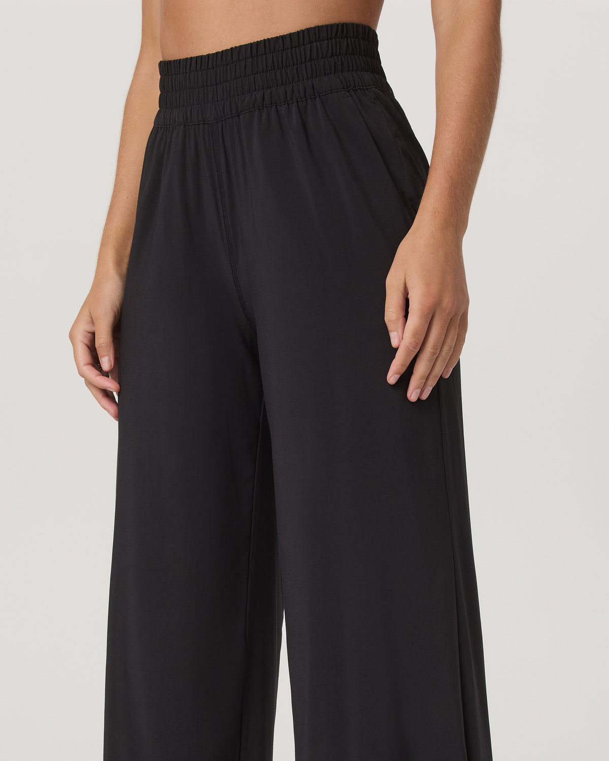 Villa Wideleg Black Lightweight Wide Leg Pants - Vuori