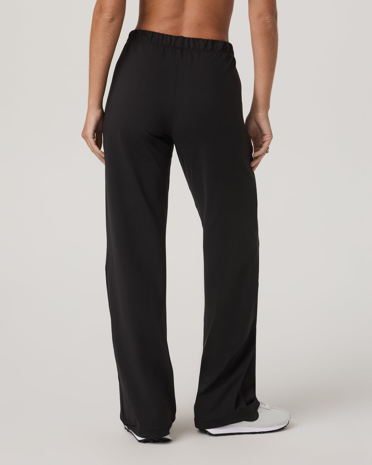 Halo Straight Leg Pant Women's Solid Black Pants - Vuori