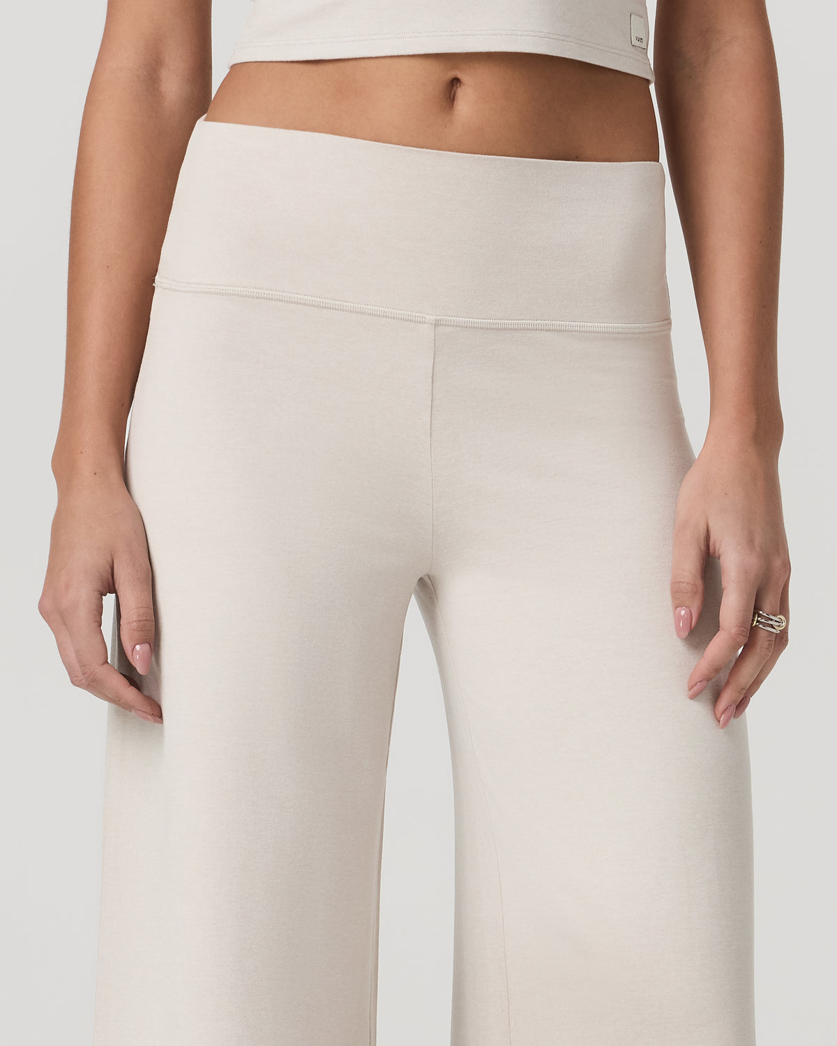 Halo Easy Wideleg Pant Women's Ecru Heather Pants - Vuori