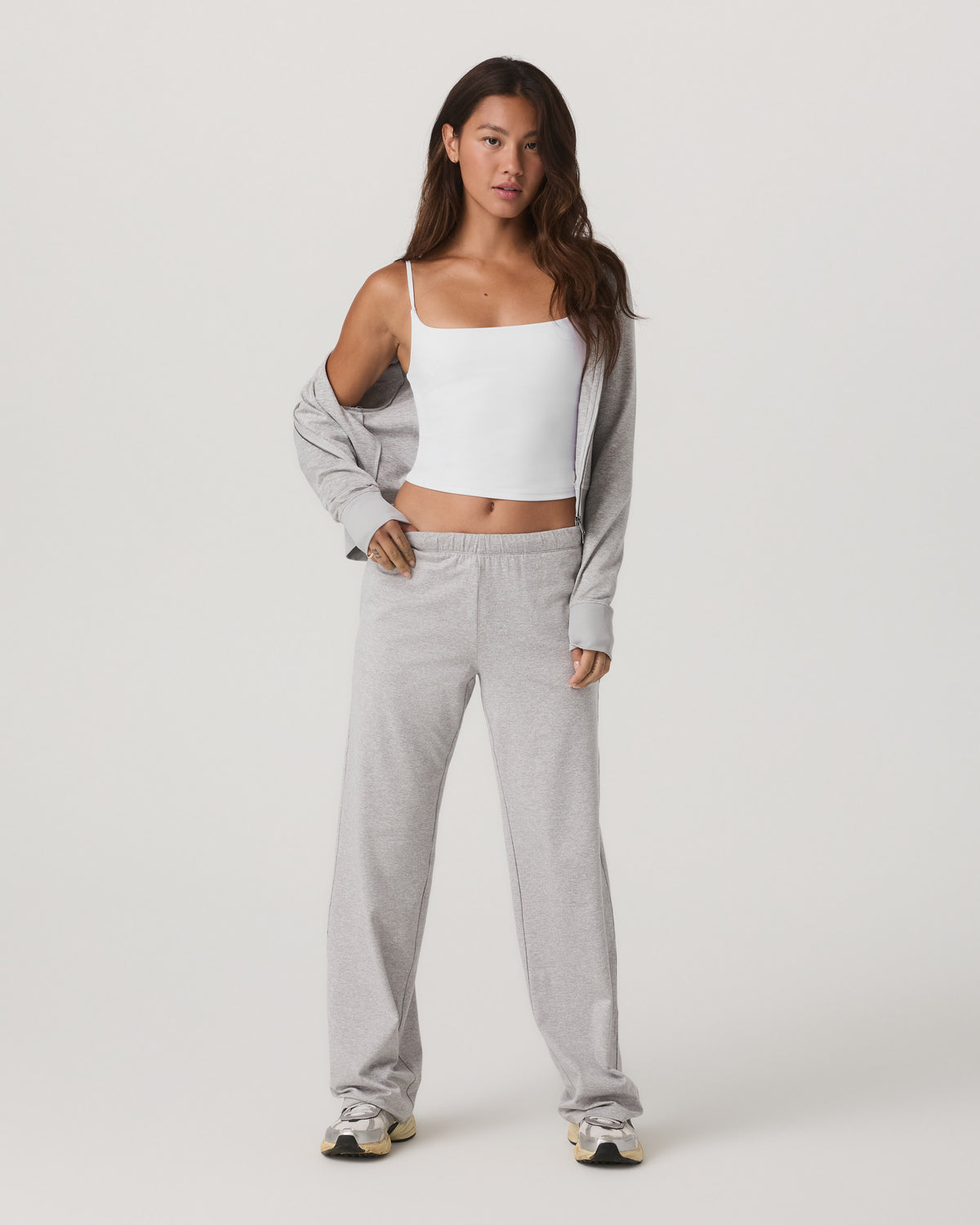 Women's Halo Modern Straight Leg Pant-Short Pale Grey - Vuori
