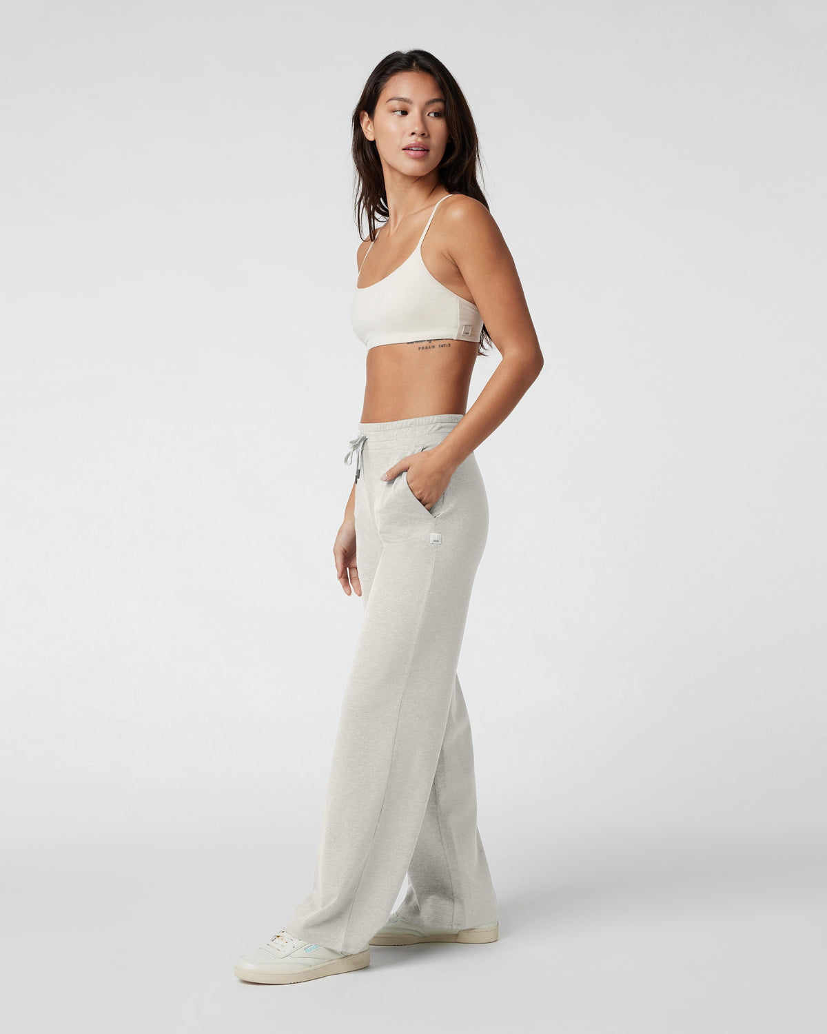 Halo Essential Wideleg - Short Ecru Heather - Vuori