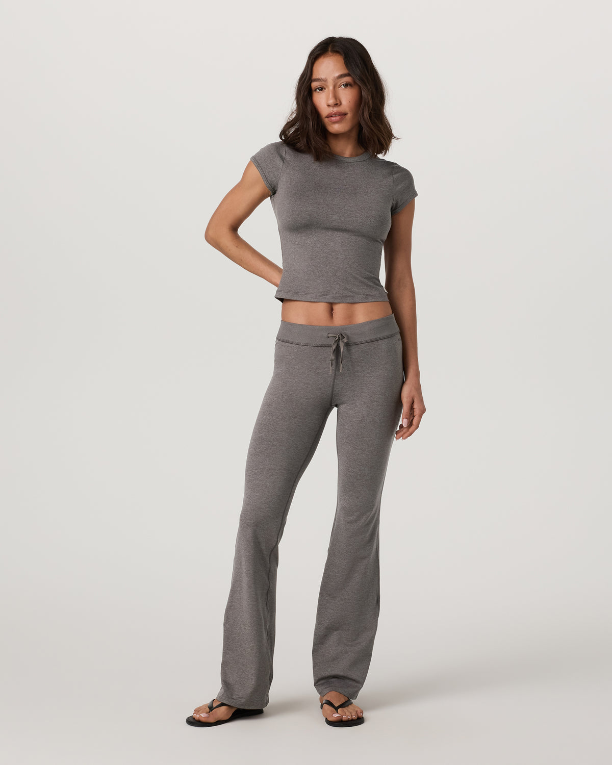 Halo Flare Pant Women's Chia Heather Pants - Vuori