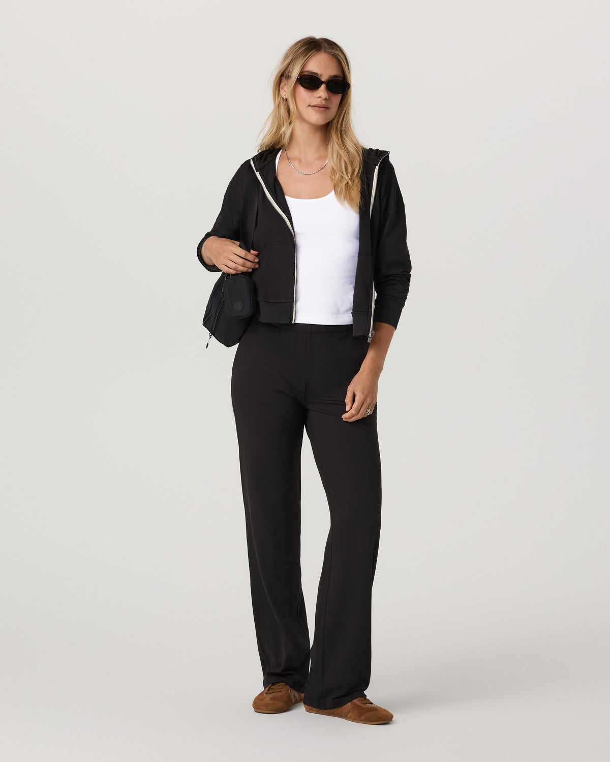 Halo Straight Leg - Long Women's Solid Black Pants - Vuori