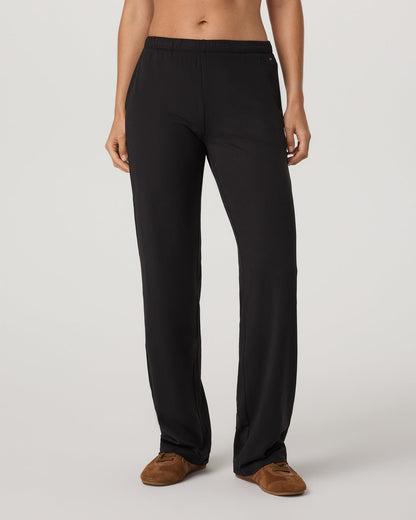 Halo Straight Leg - Long Women's Solid Black Pants - Vuori