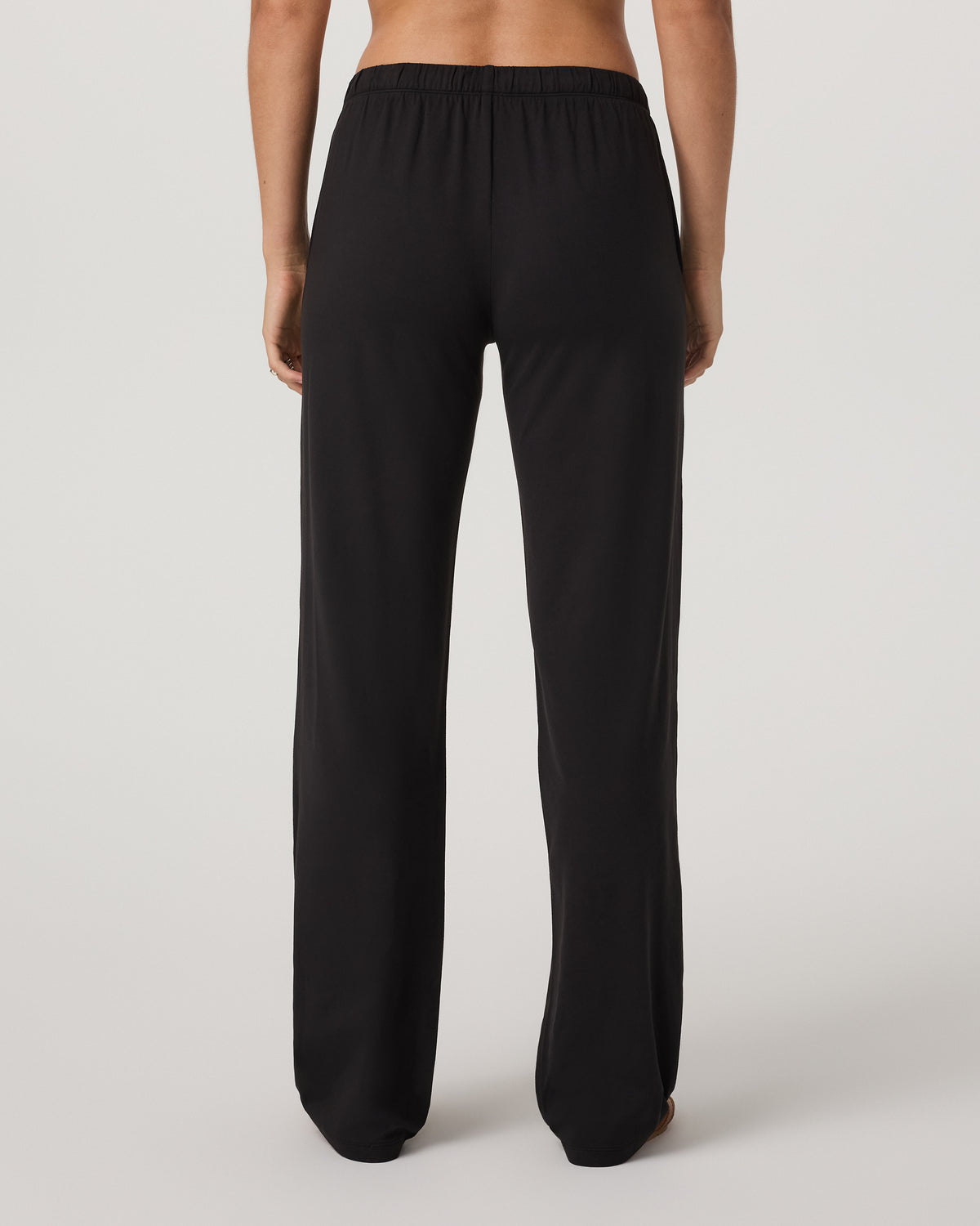 Halo Straight Leg - Long Women's Solid Black Pants - Vuori